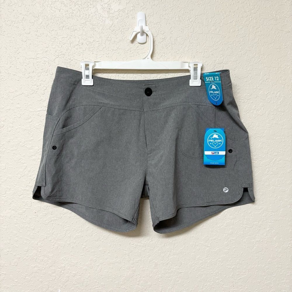 NWT Pelagic Deep Sea Hybrid Shorts Gray Water Activated Boat Womens Size 12